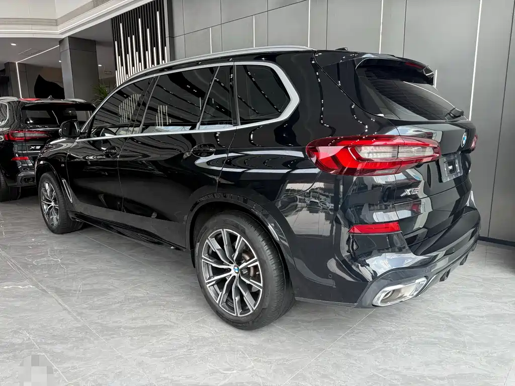 BMW X5 2022 — фото 7