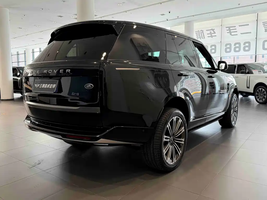 Land Rover Range Rover 2025 — фото 23