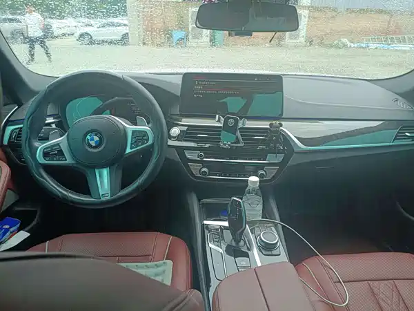 BMW 5 Series 2022