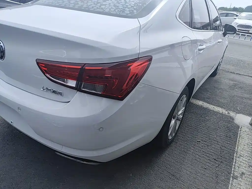 Buick Verano 2019 — фото 24
