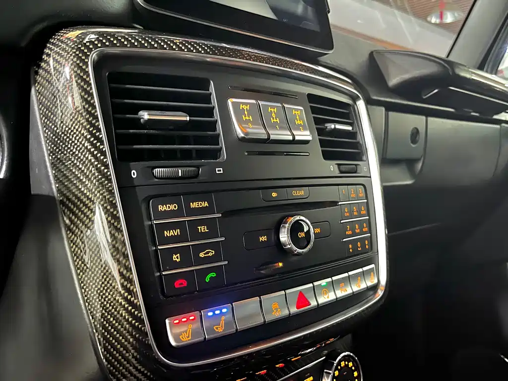 Mercedes-Benz G-Class AMG 2018 — фото 9