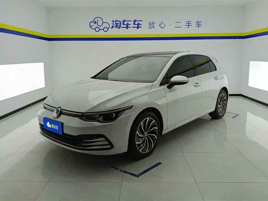 Volkswagen Golf 2024