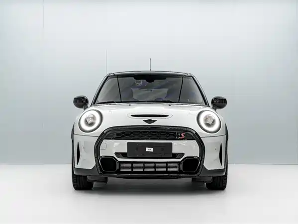 MINI MINI 2024