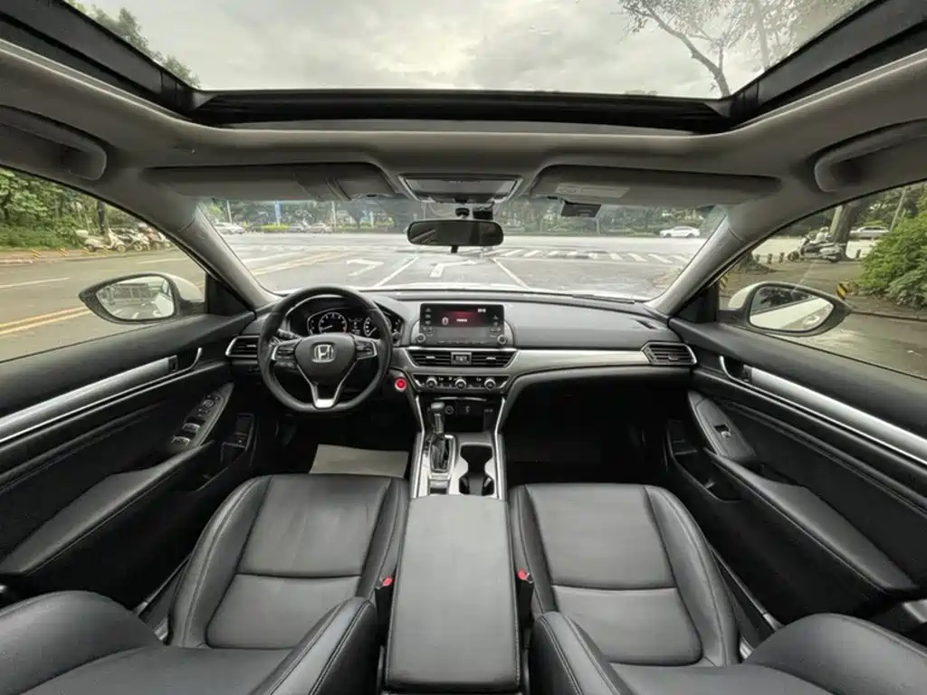 Honda Accord 2021 — фото 15
