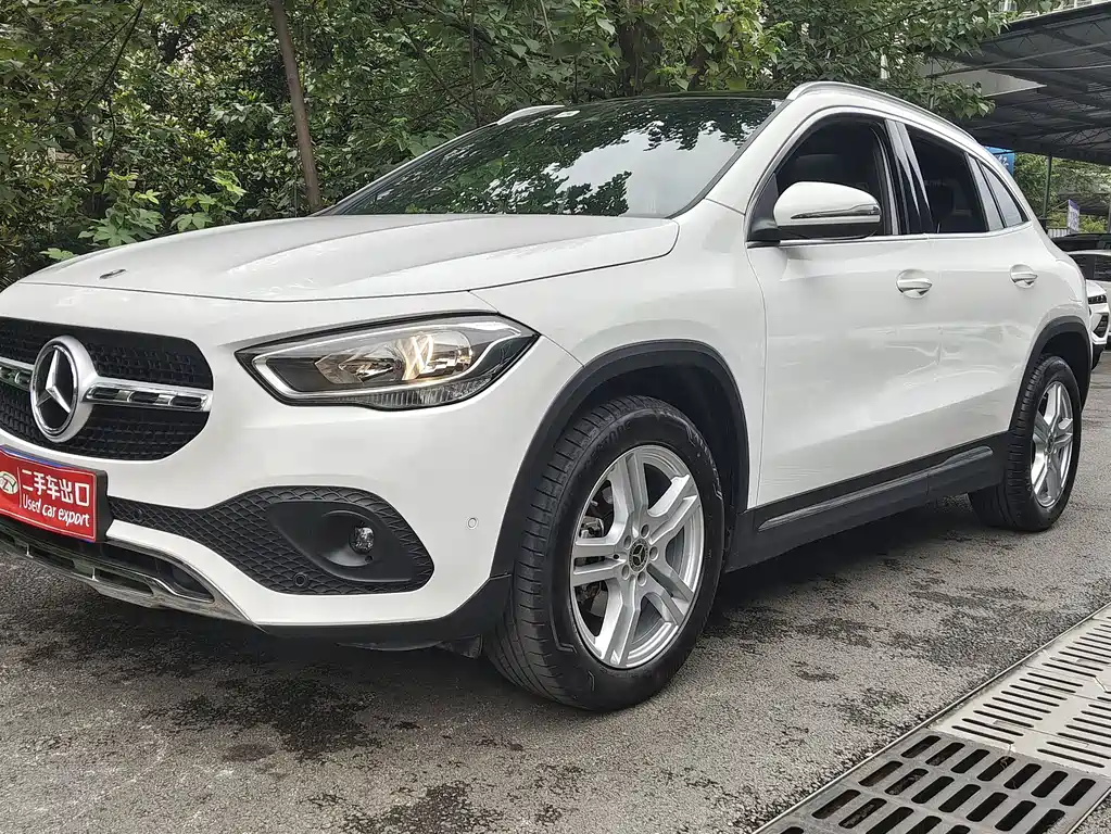 Mercedes-Benz GLA 2022 — фото 1