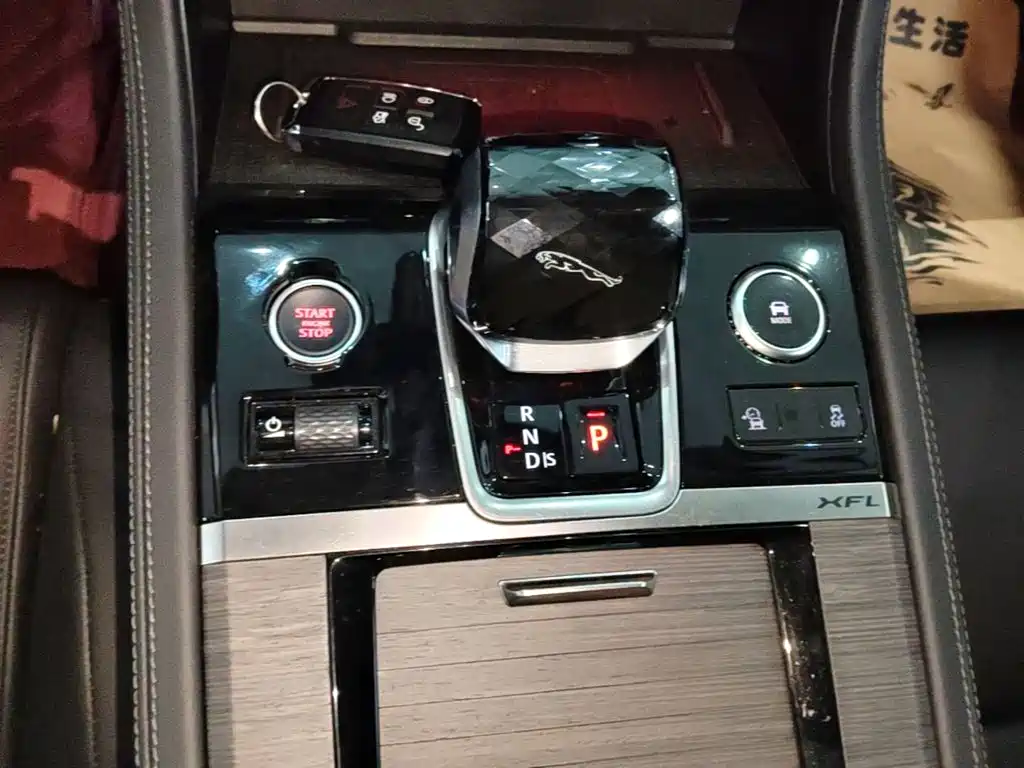 Jaguar XFL 2023 — фото 14