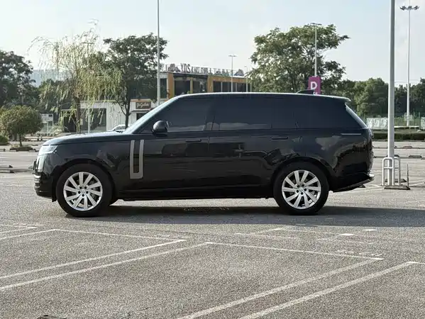 Land Rover Range Rover 2026