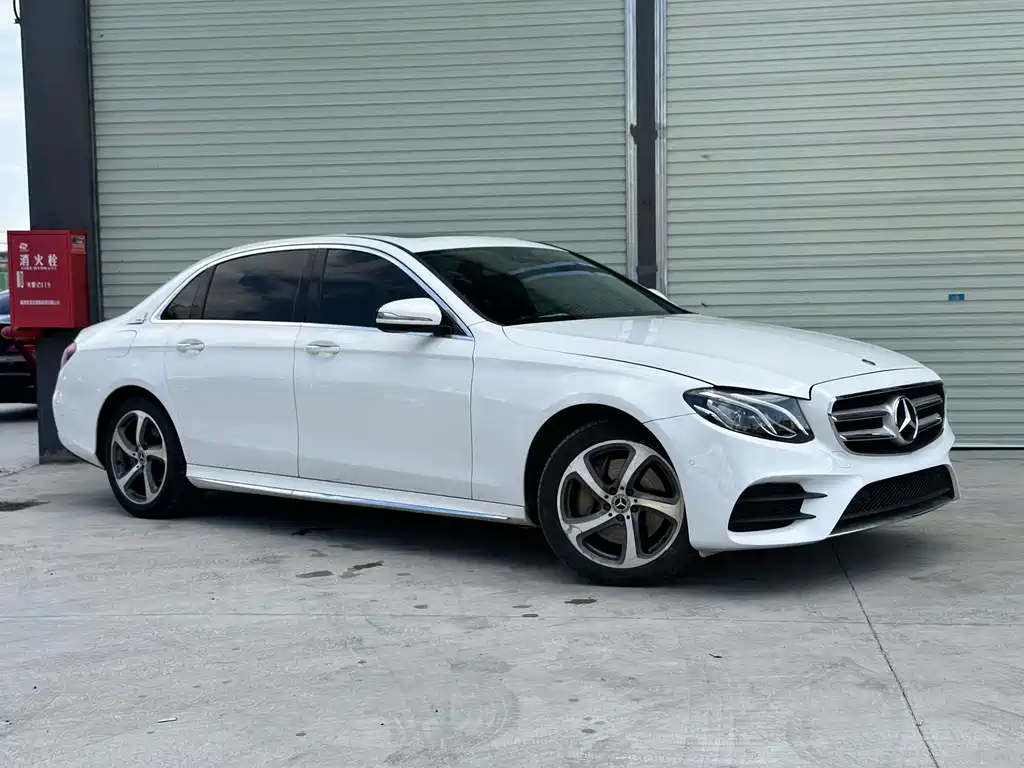 Mercedes-Benz E-Class 2017 — фото 3