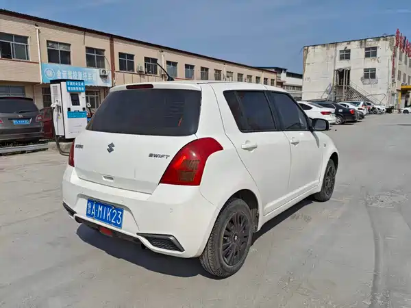 Suzuki Swift 2014