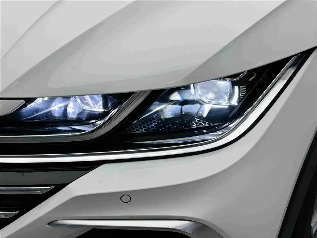 Volkswagen CC 2023 — фото 11