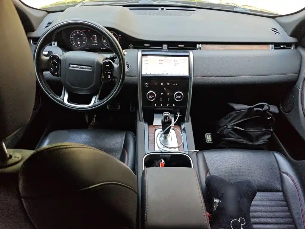 Land Rover Discovery Sport 2021 — фото 13