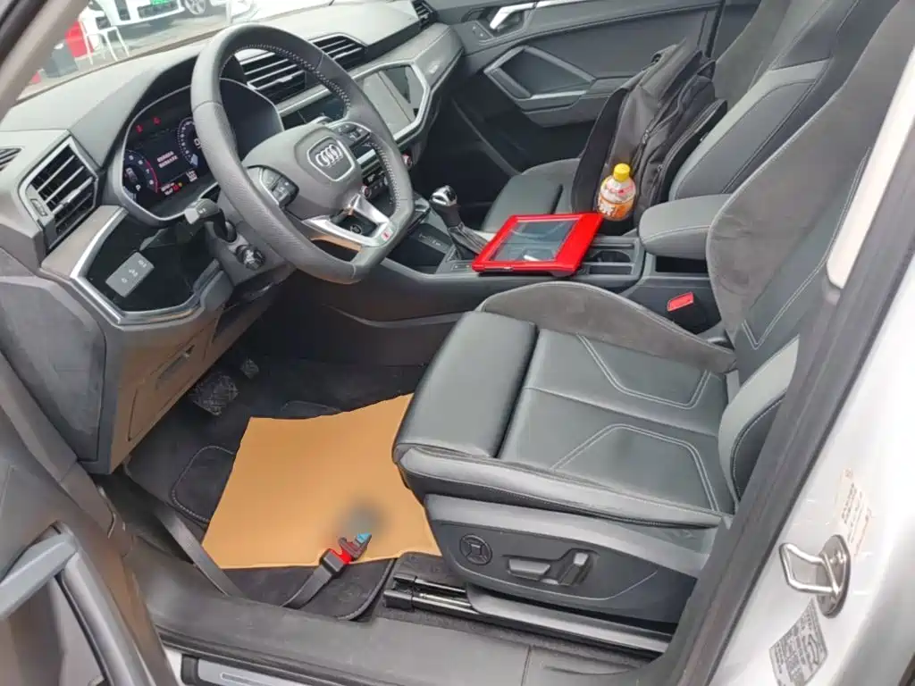 Audi Q3 Sportback 2021 — фото 15