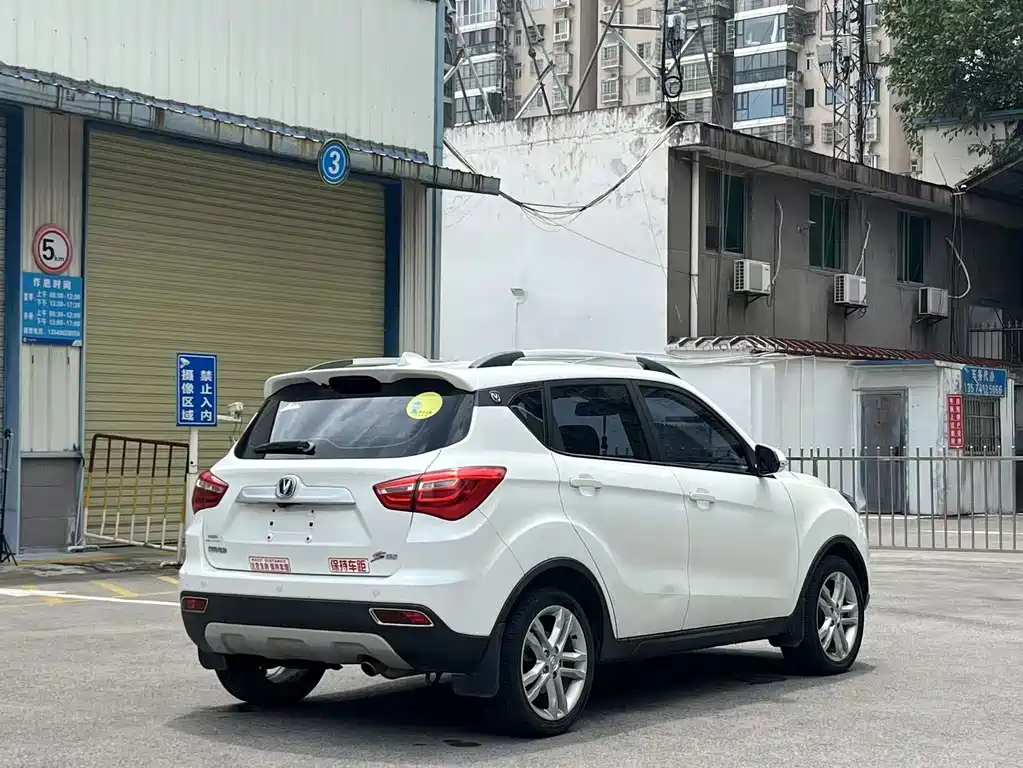 Changan CS35 2018 — фото 3