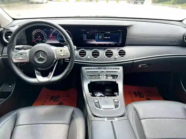 Mercedes-Benz E-Class 2018