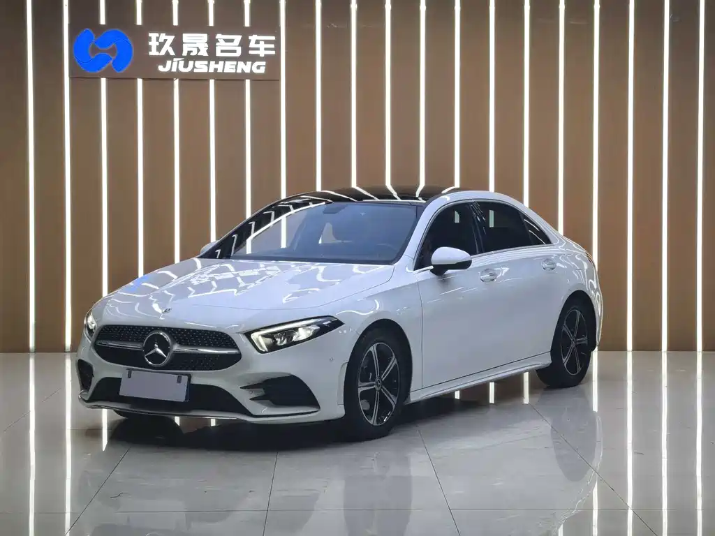 Mercedes-Benz A-Class 2023 — фото 1