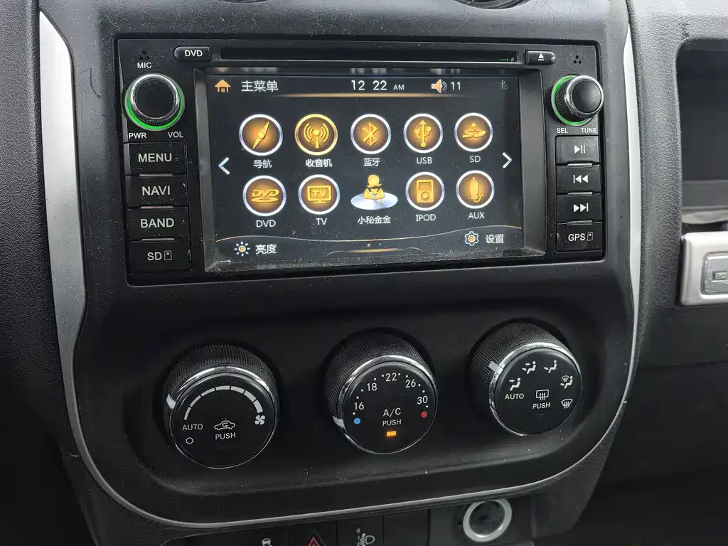 Jeep Compass 2014 — фото 10