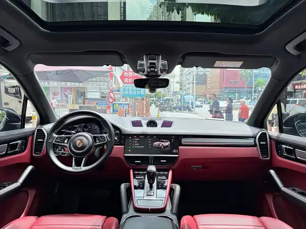 Porsche Cayenne 2023