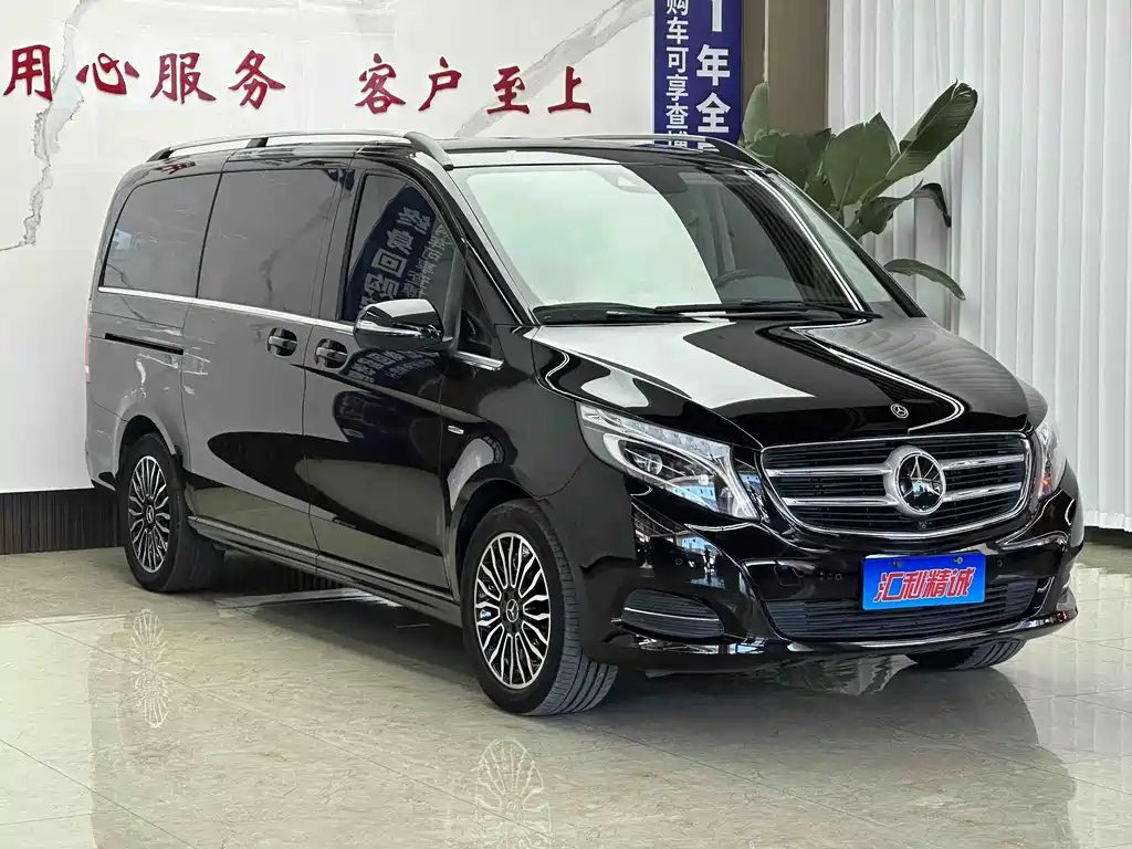 Mercedes-Benz V-Class 2017 — фото 3
