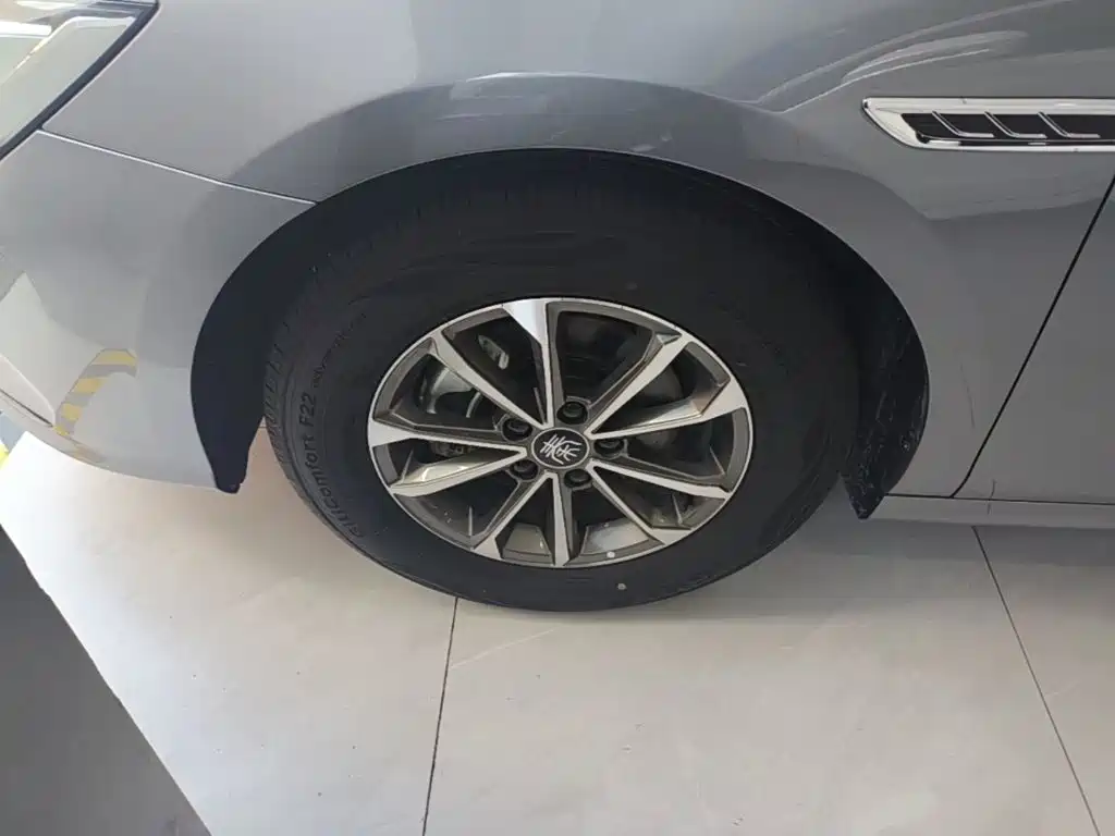 BYD Qin PLUS 2025 — фото 23