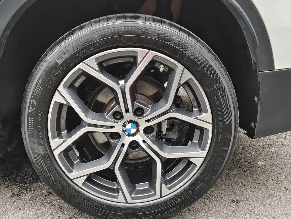 BMW X1 2022 — фото 9
