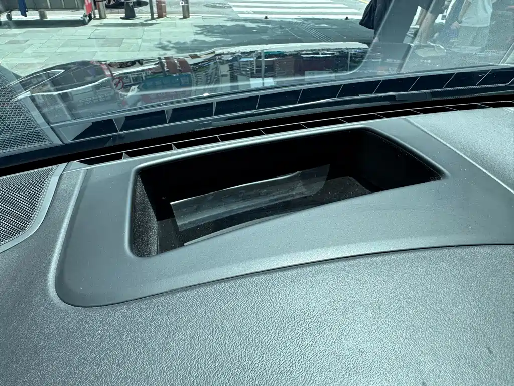 Porsche Cayenne 2023 — фото 18