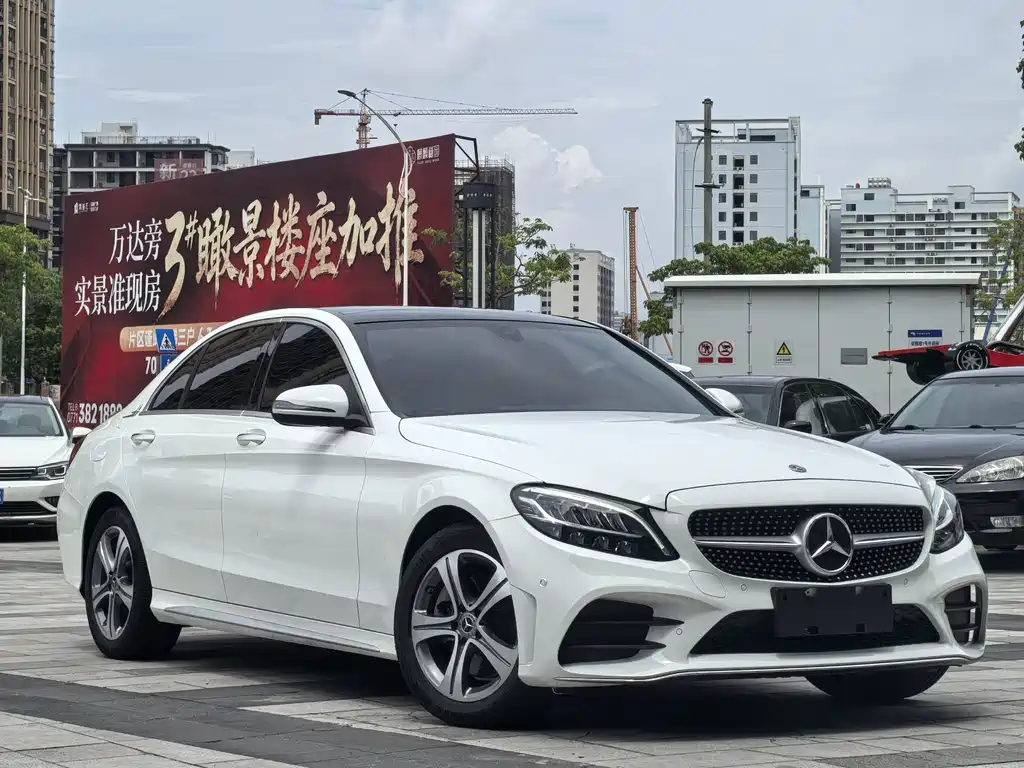 Mercedes-Benz C-Class 2021