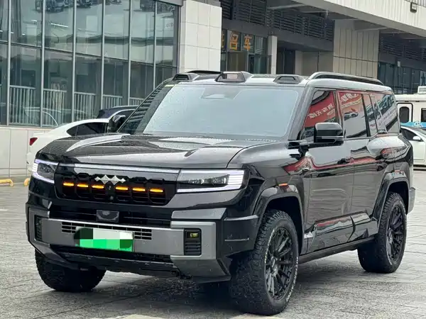 Fangchengbao Leopard 8 2024