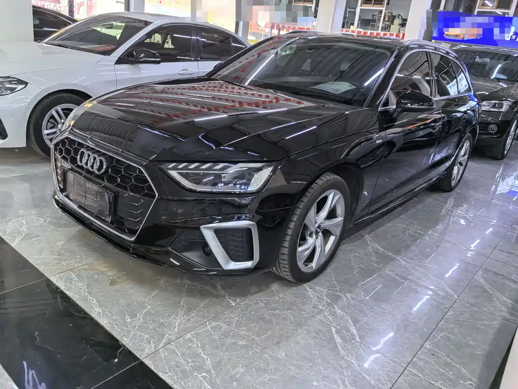 Audi A4 2021