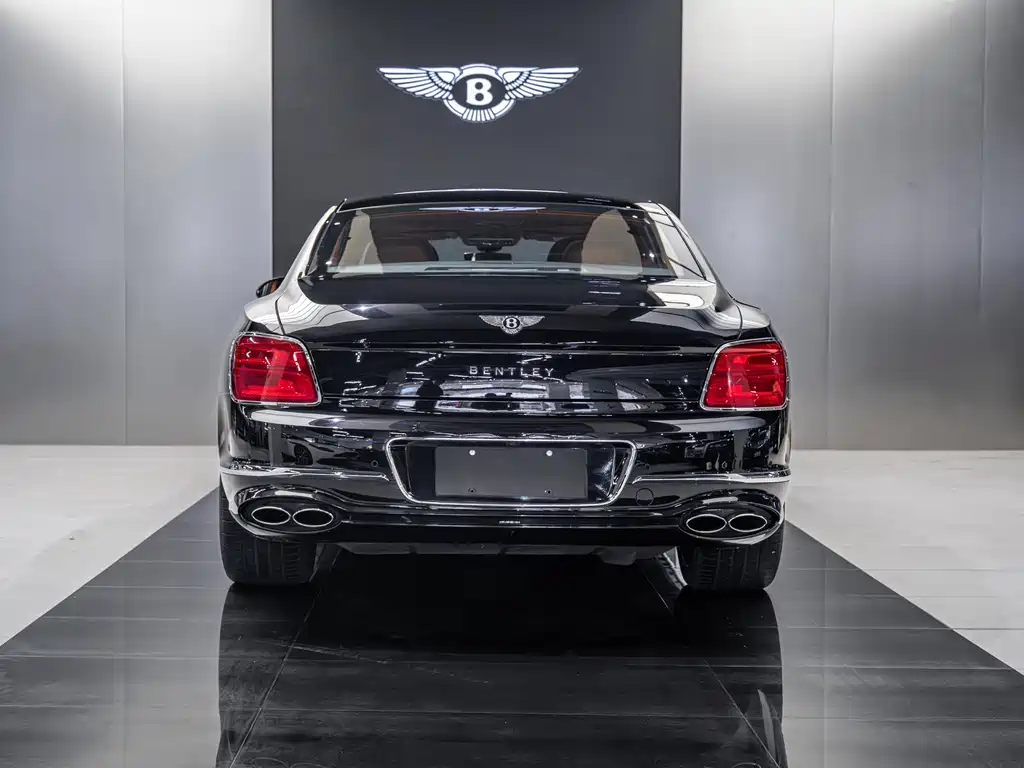 Bentley Flying Spur 2022 — фото 16