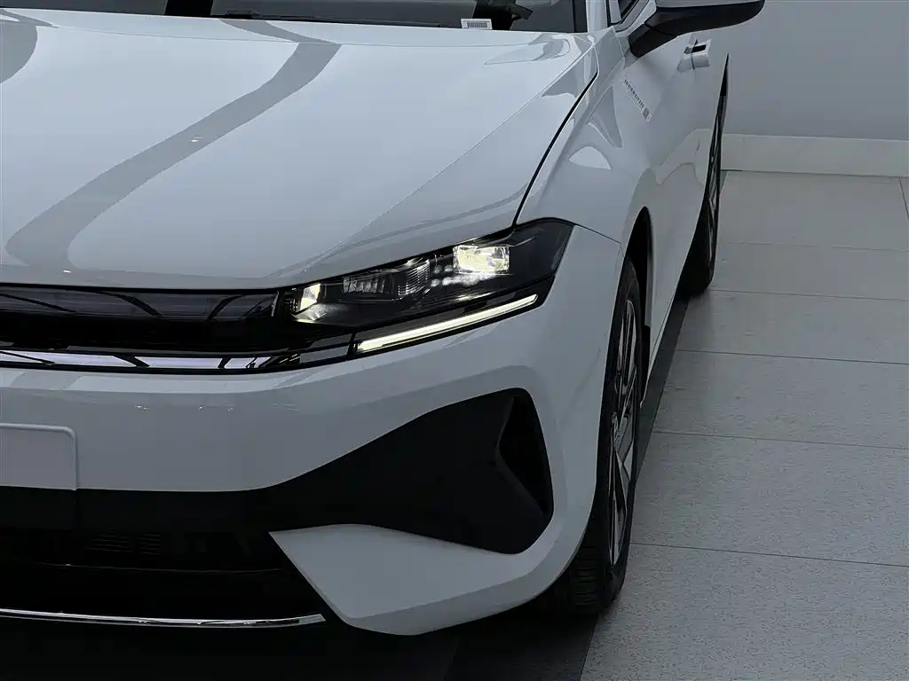 Volkswagen Sagitar 2026