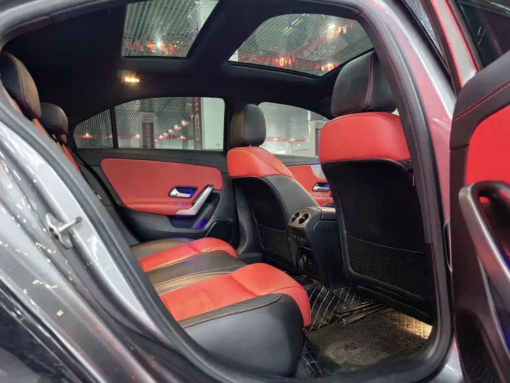 Mercedes-Benz A-Class AMG 2020 — фото 17