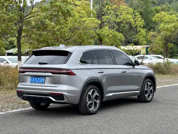 Geely Xingyue L 2021