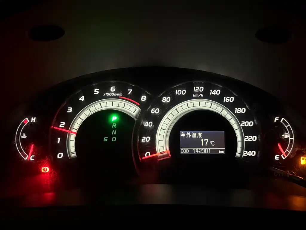 Toyota Camry 2007 — фото 19