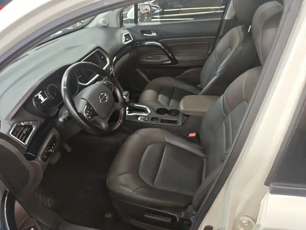 GAC Trumpchi GS4 2019 — фото 15