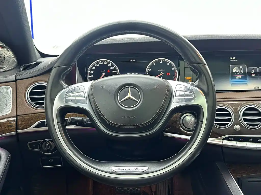 Mercedes-Benz S-Class 2016 — фото 11
