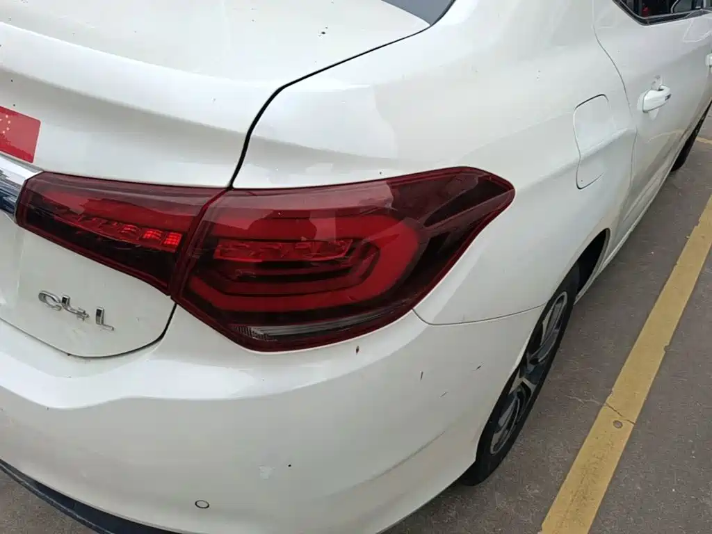 Citroën C4L 2016 — фото 24