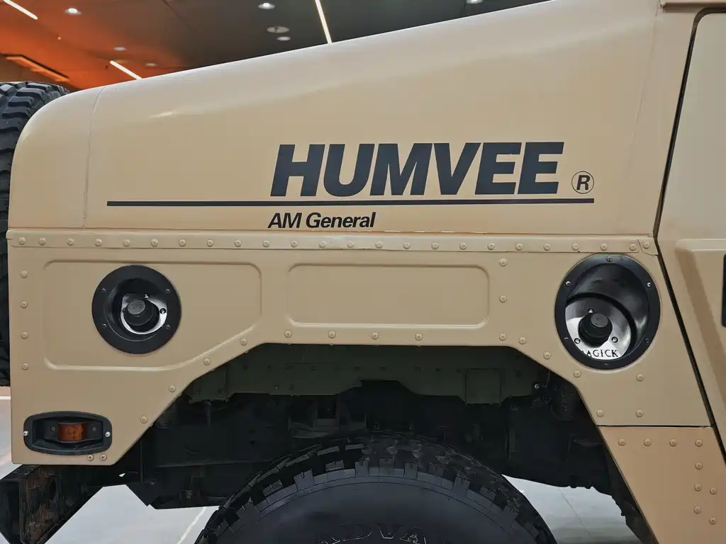 Hummer  2017 — фото 16