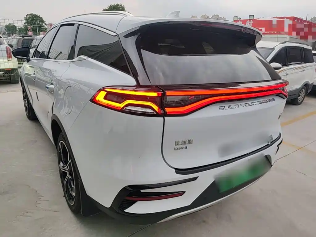 BYD Tang New Energy 2022 — фото 5