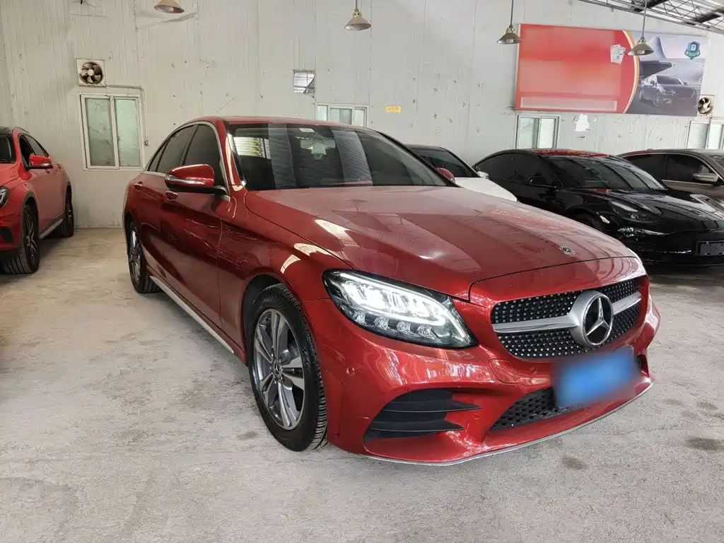 Mercedes-Benz C-Class 2020