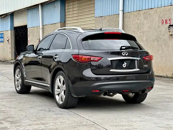 Infiniti FX 2012