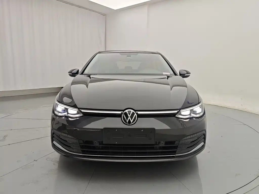 Volkswagen Golf 2021
