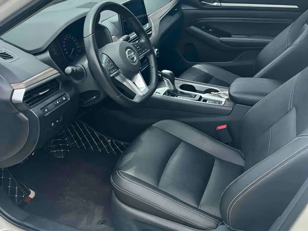 Nissan Teana 2022