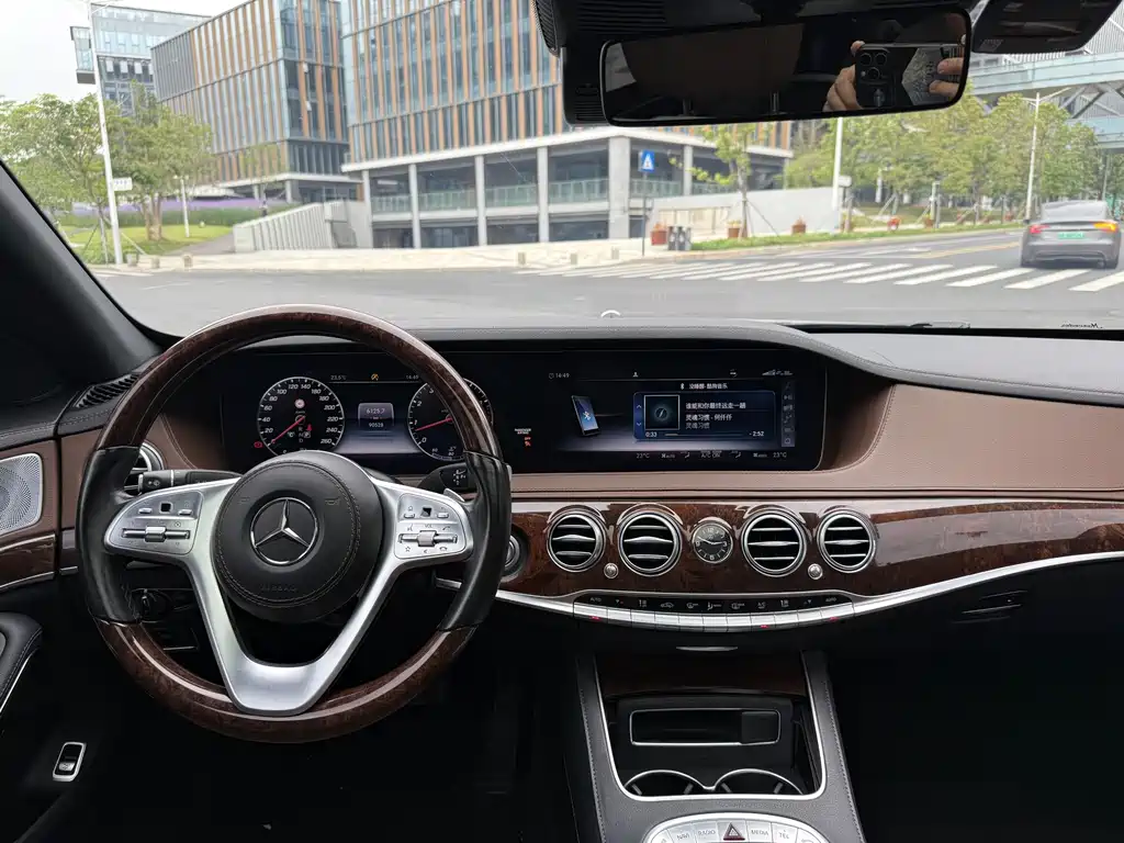 Mercedes-Benz S-Class 2019 — фото 12