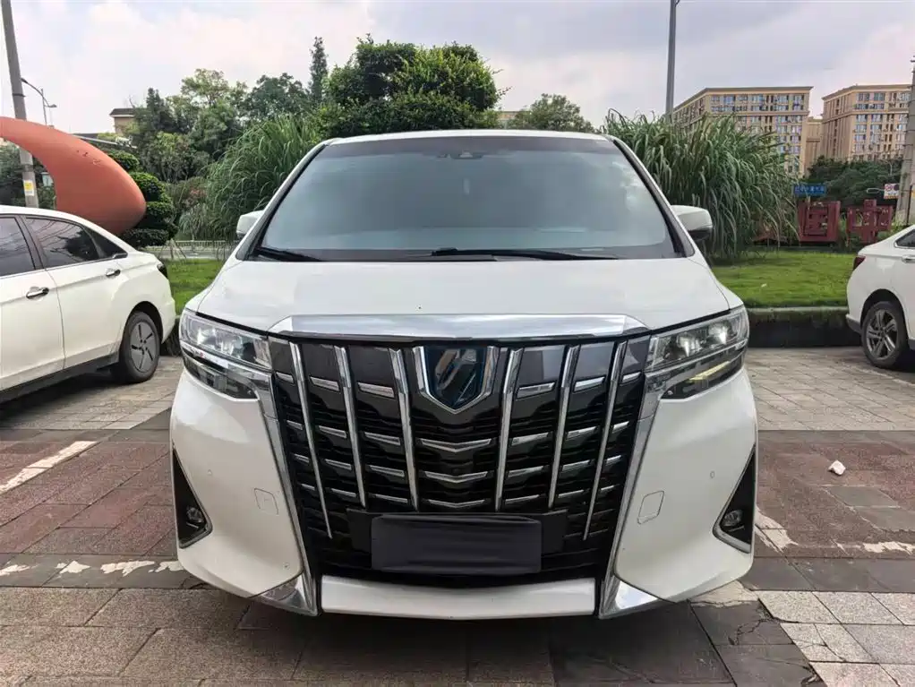 Toyota Alphard 2020