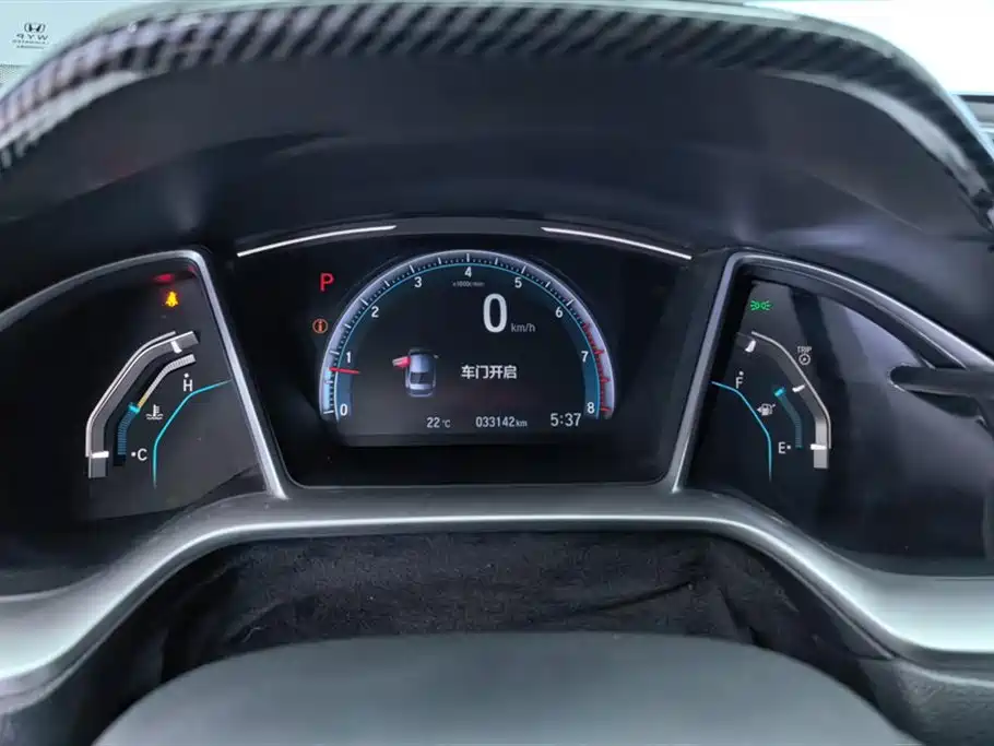 Honda Civic 2019 — фото 14