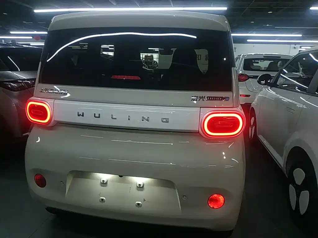 Wuling Hongguang MINIEV 2025