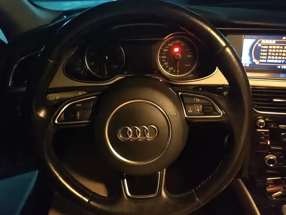 Audi A4L 2016 — фото 15