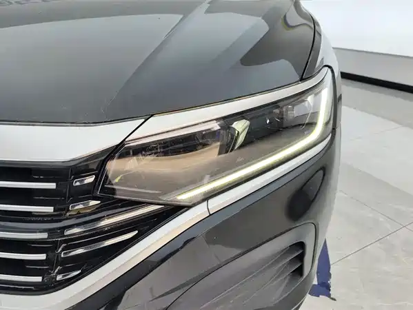Volkswagen Passat 2025