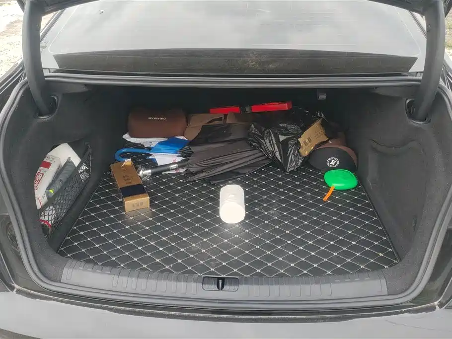 Audi A6L 2023
