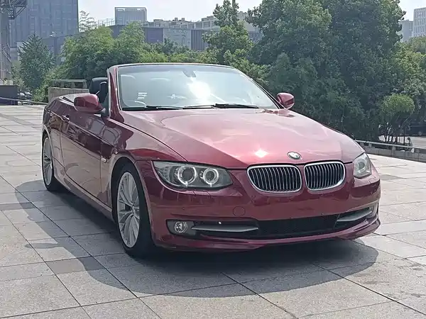 BMW 3 Series 2011